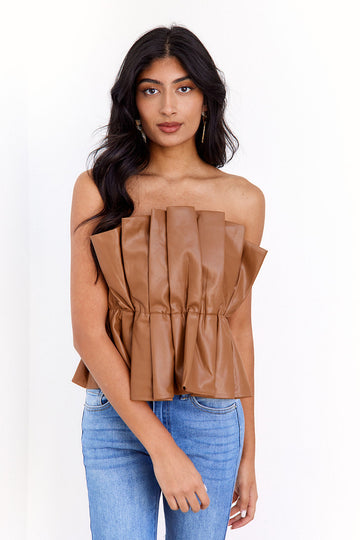 Aivella Sleeveless Pleated Top