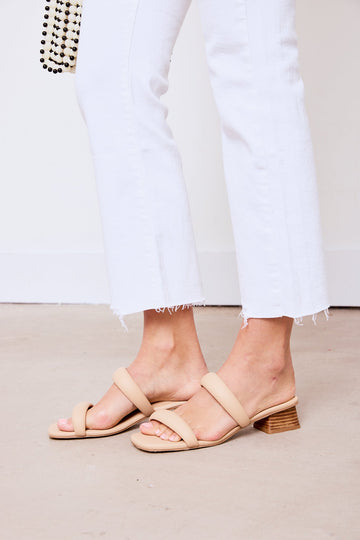 SALE - Chinese Laundry Alistar Heel