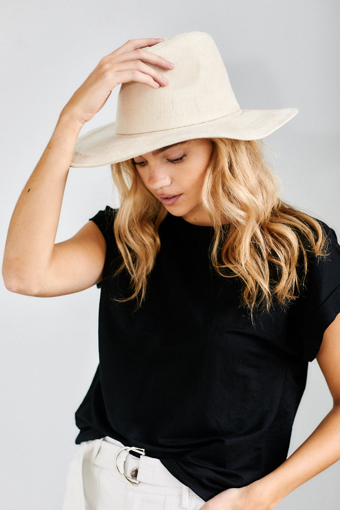 Lynn Cuffed Tee