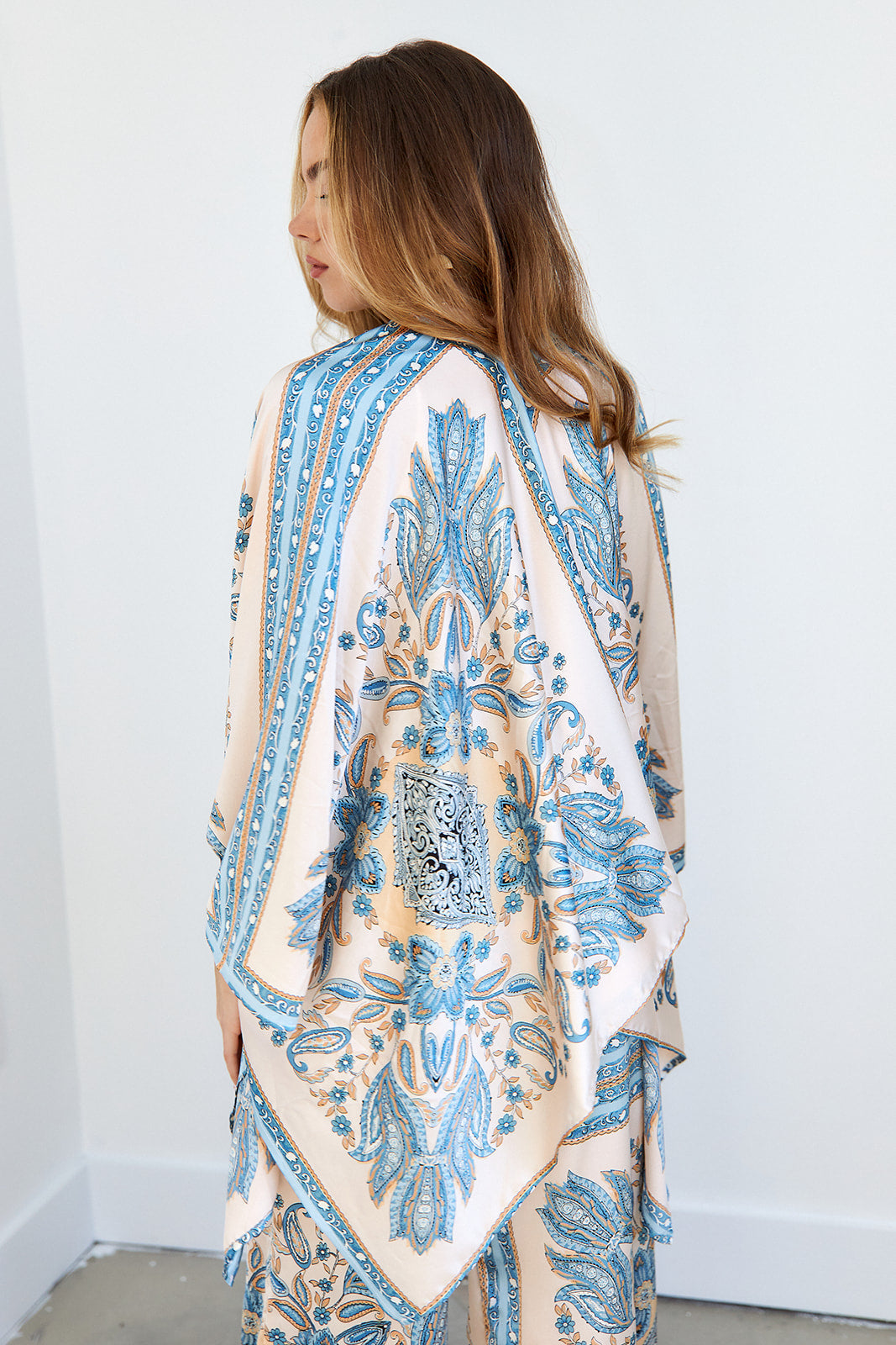 Monty Printed Kimono