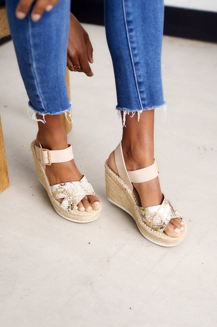 Oaten Snake Raffia Wedge