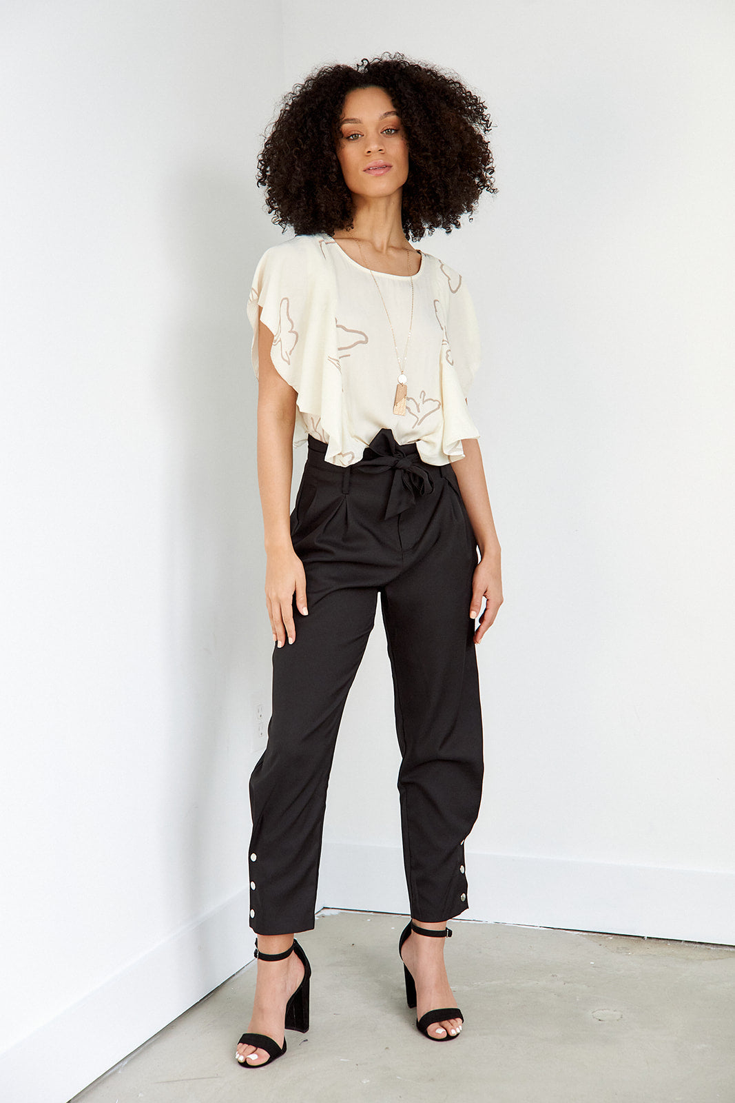 Lisle Ruffle Sleeve Printed Blouse