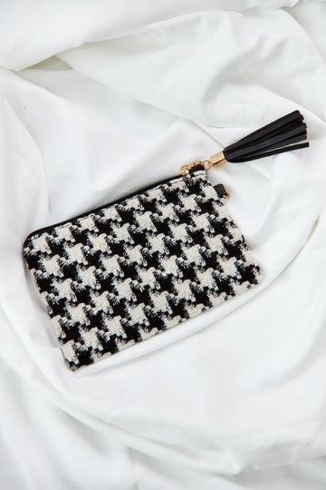 Middleton Houndstooth Wristlet
