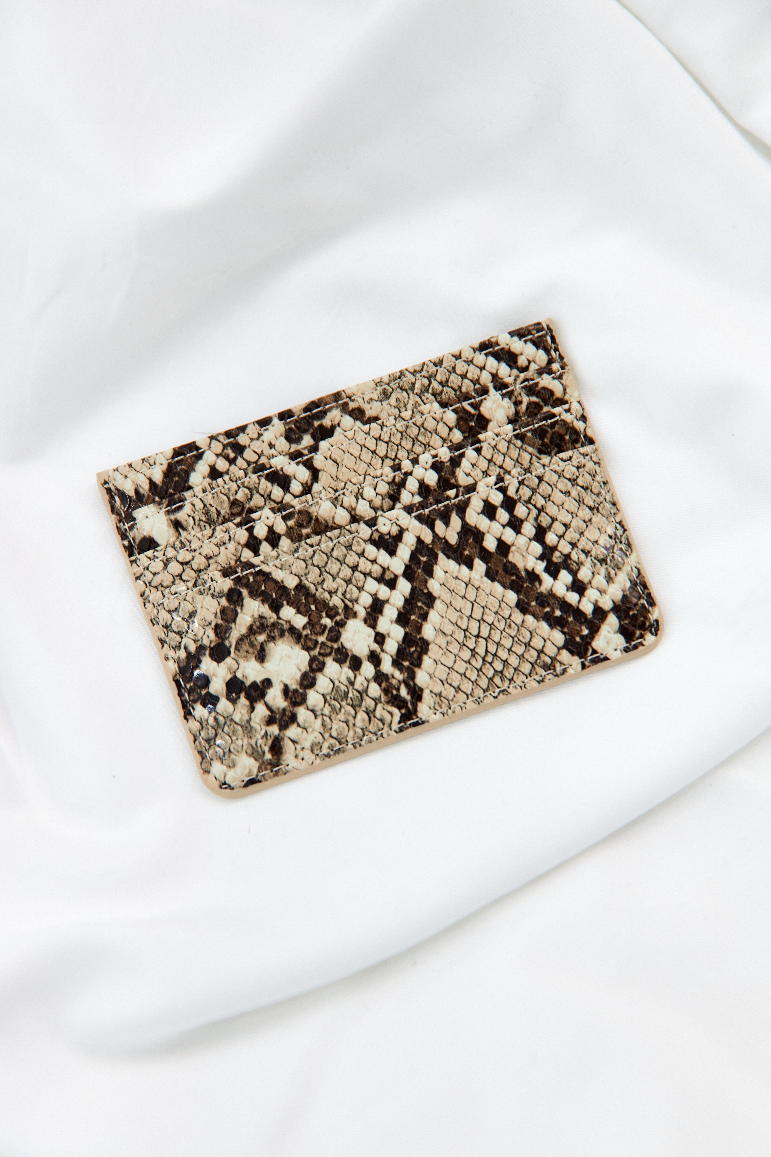 Prisha Card Wallet