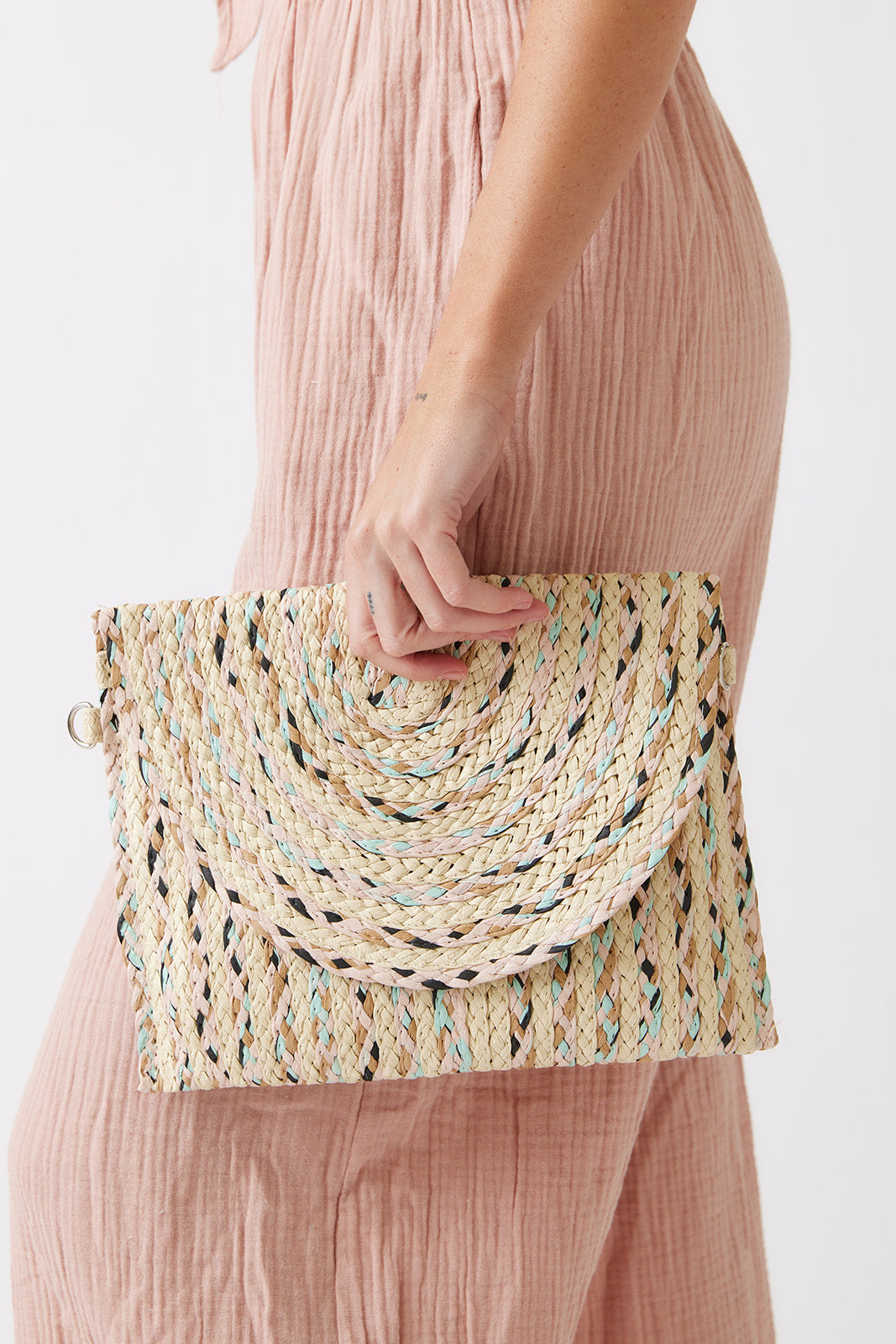 Vera Woven Clutch