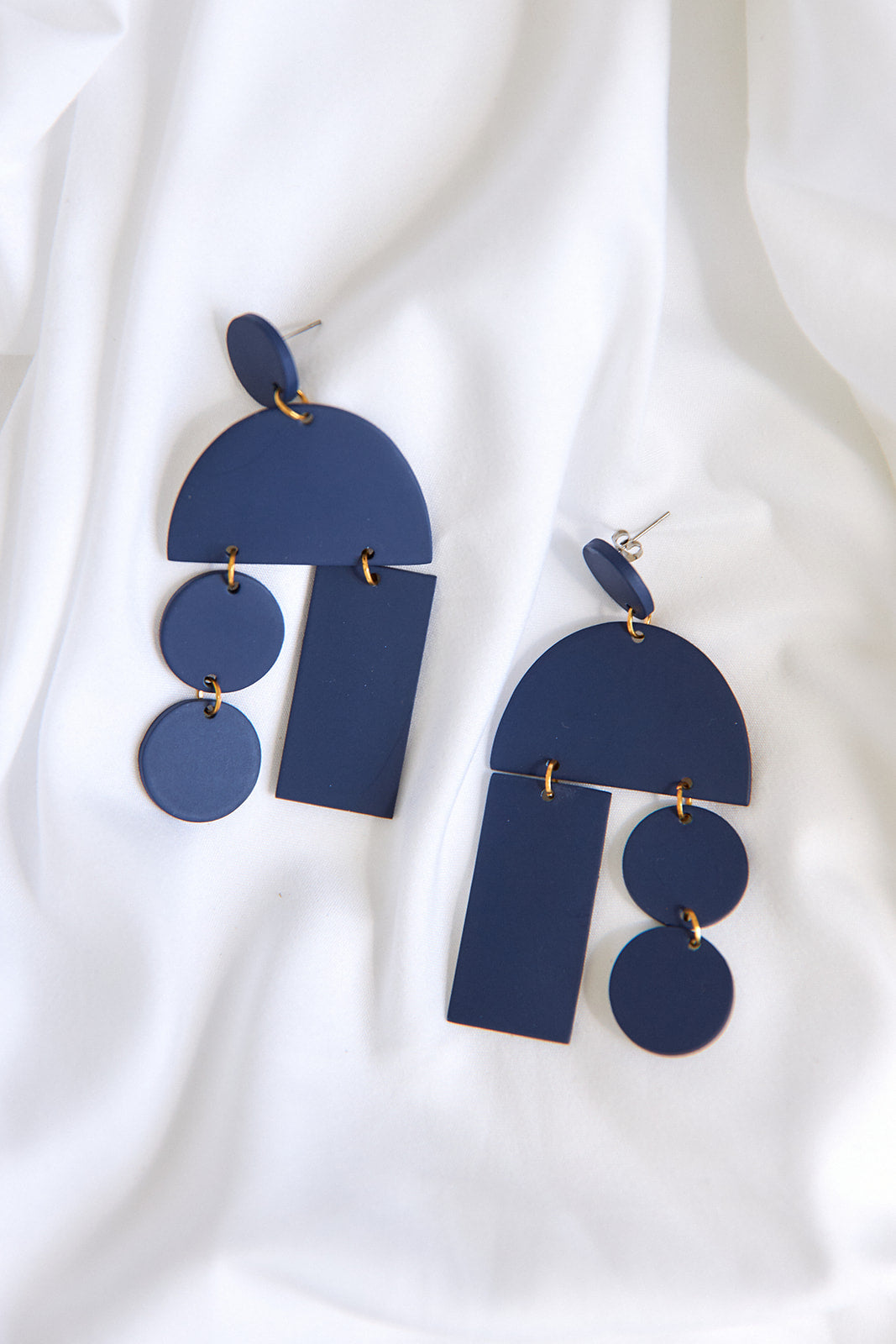 Sunshine Tienda Navy Mobile Earrings