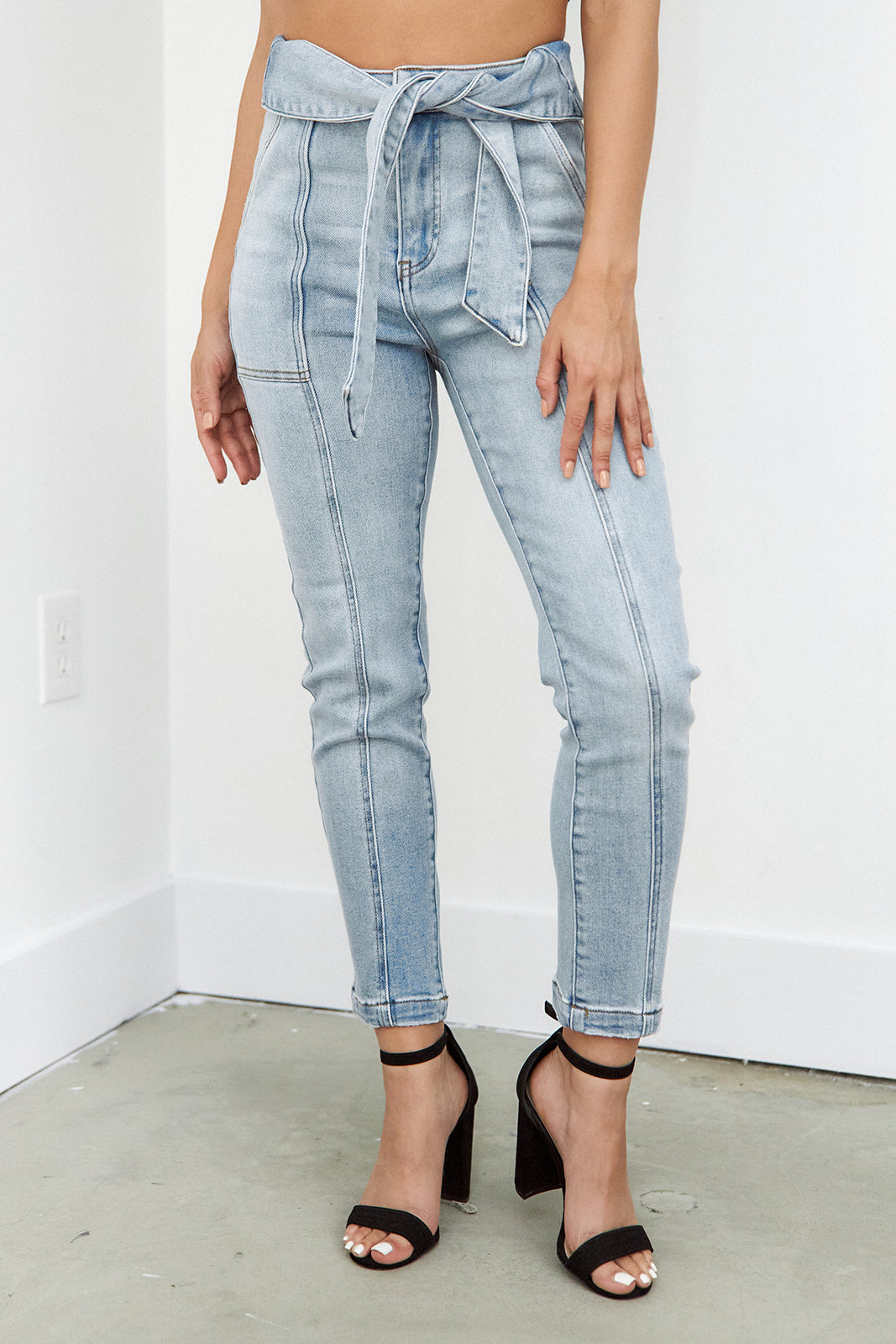 SALE- Havin High Rise Belted Skinny Jeans