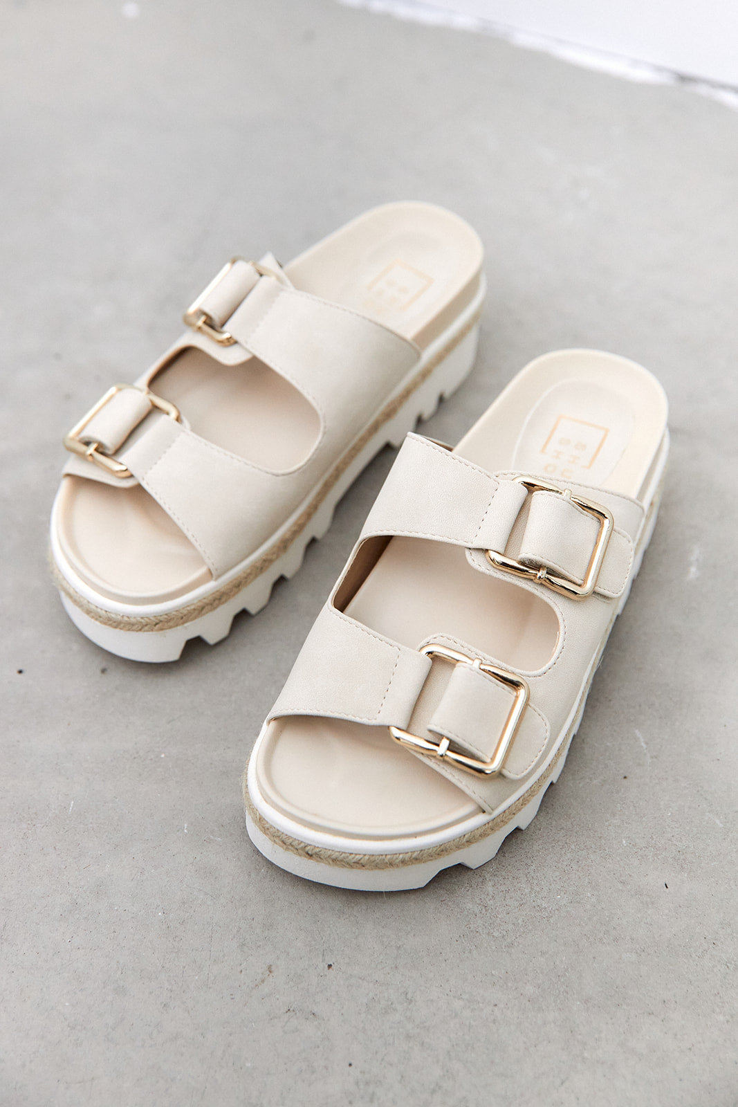 Xyla Platform Sandal