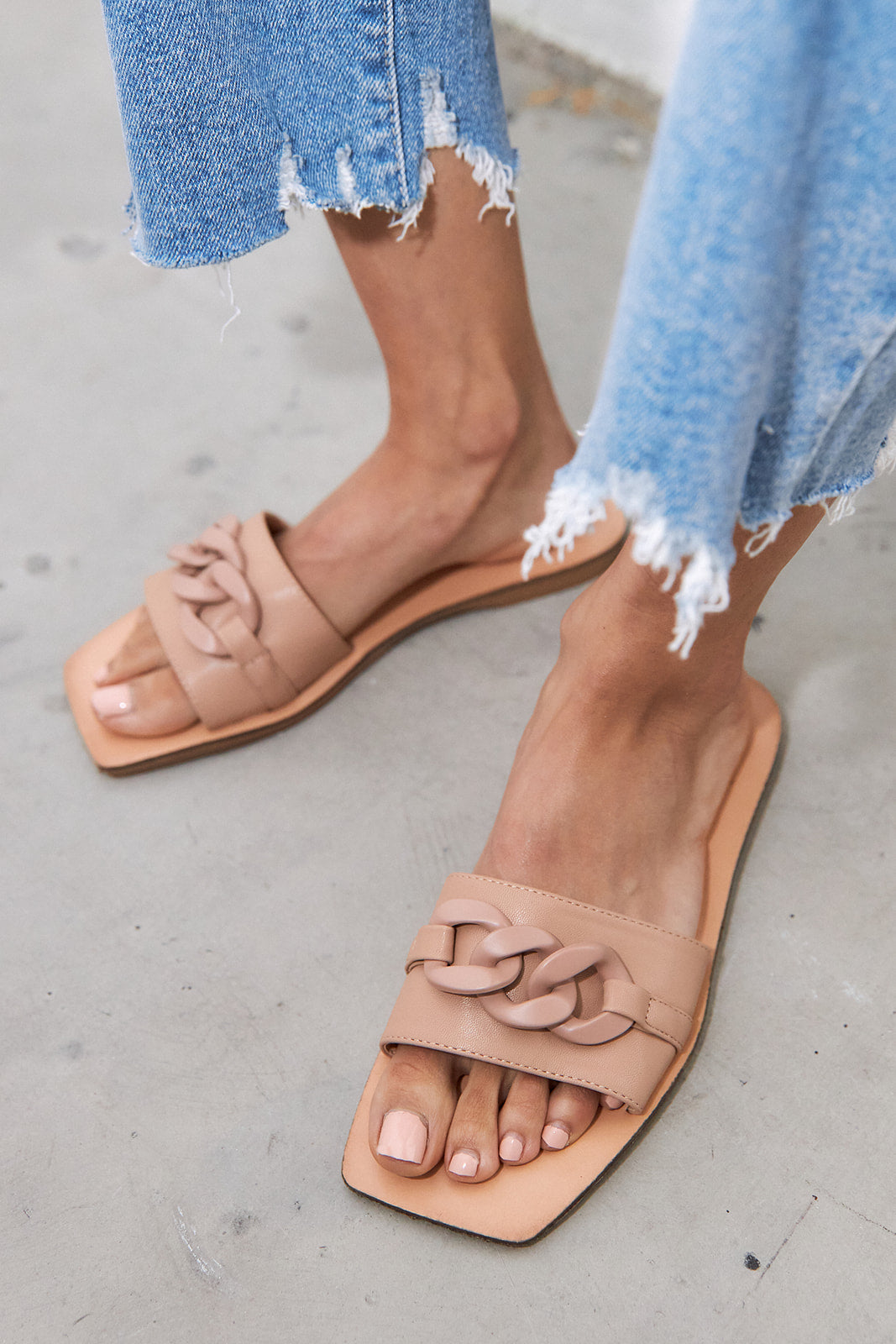 Dilia Chain Slide
