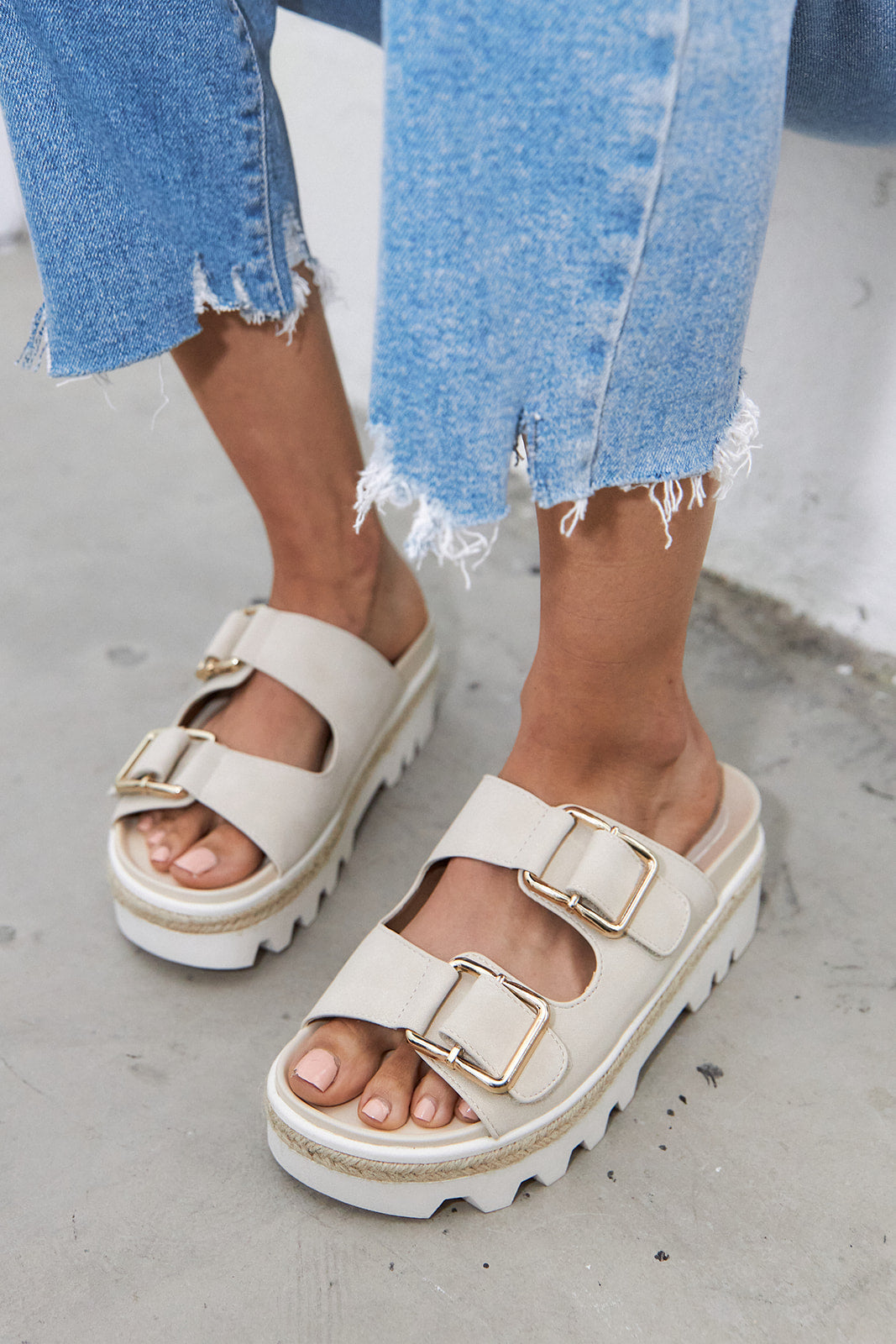 Xyla Platform Sandal