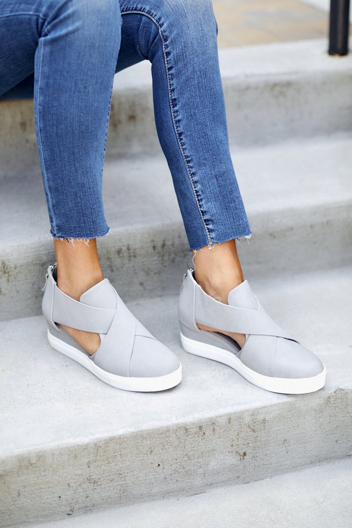 MELODY CUT OUT SNEAKER WEDGE - TOFFEE - 10