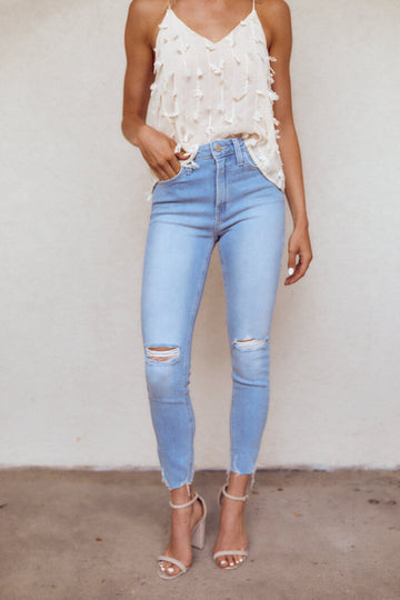 Everyday High Rise Destroyed Skinny Jean