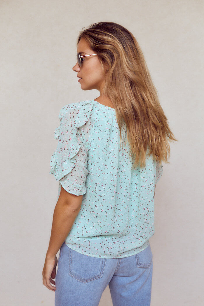 Presley Ruffle Sleeve Blouse