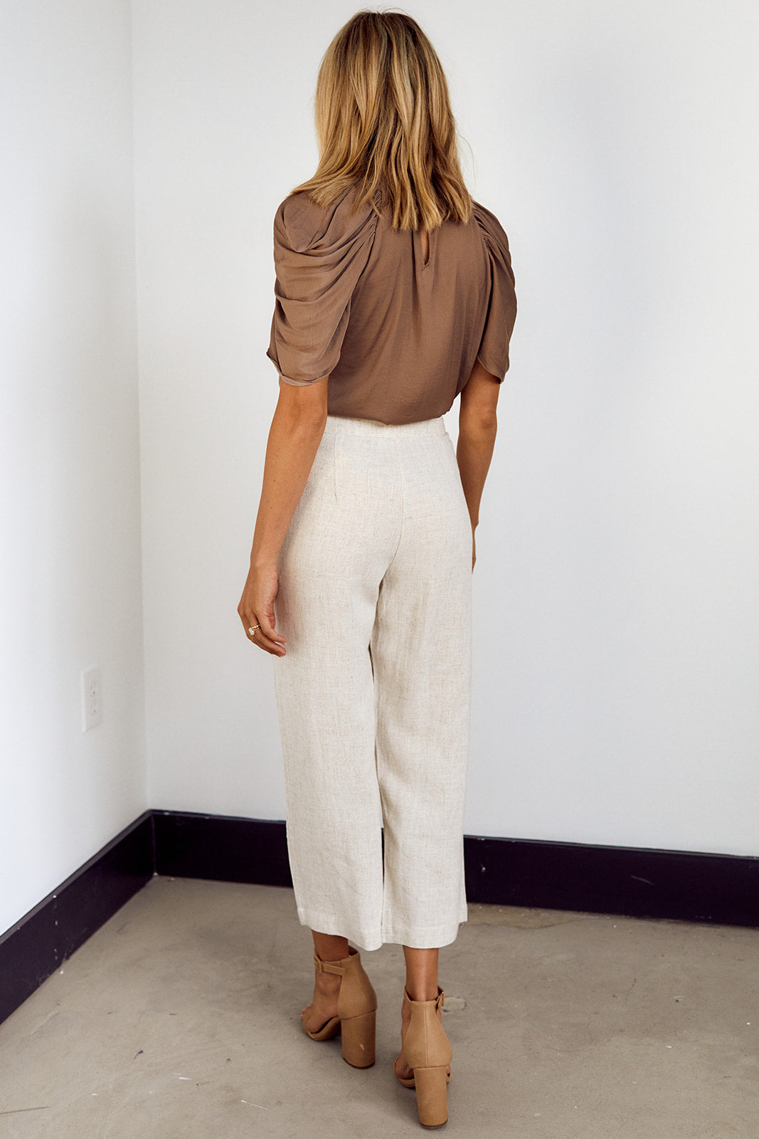 Sula Cropped Straight Leg Trouser