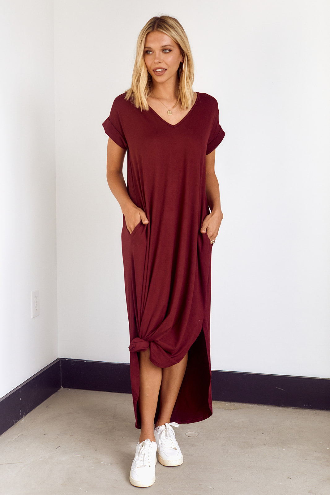 Rowes Short Sleeve Knit Midi Dress