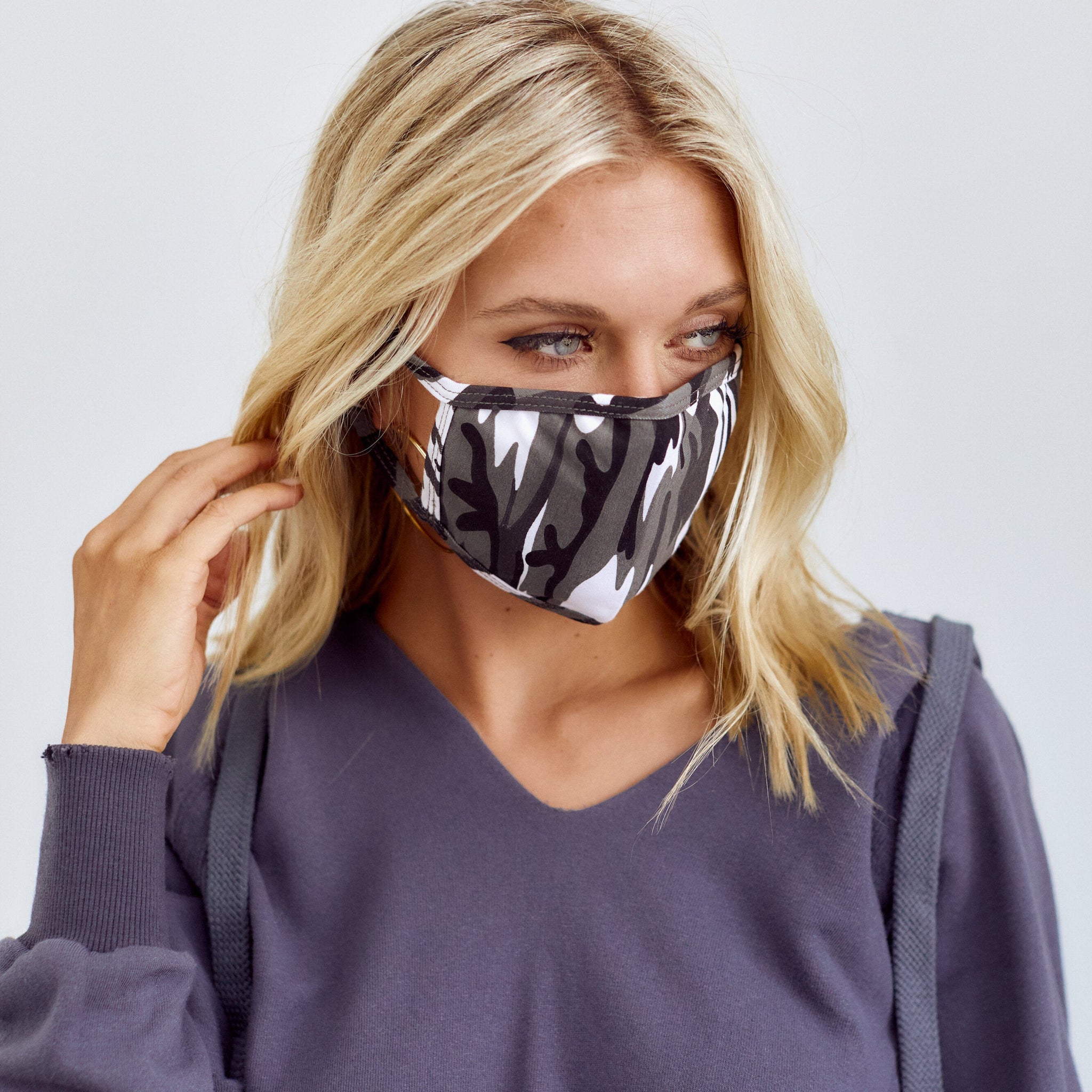 Roma Mask