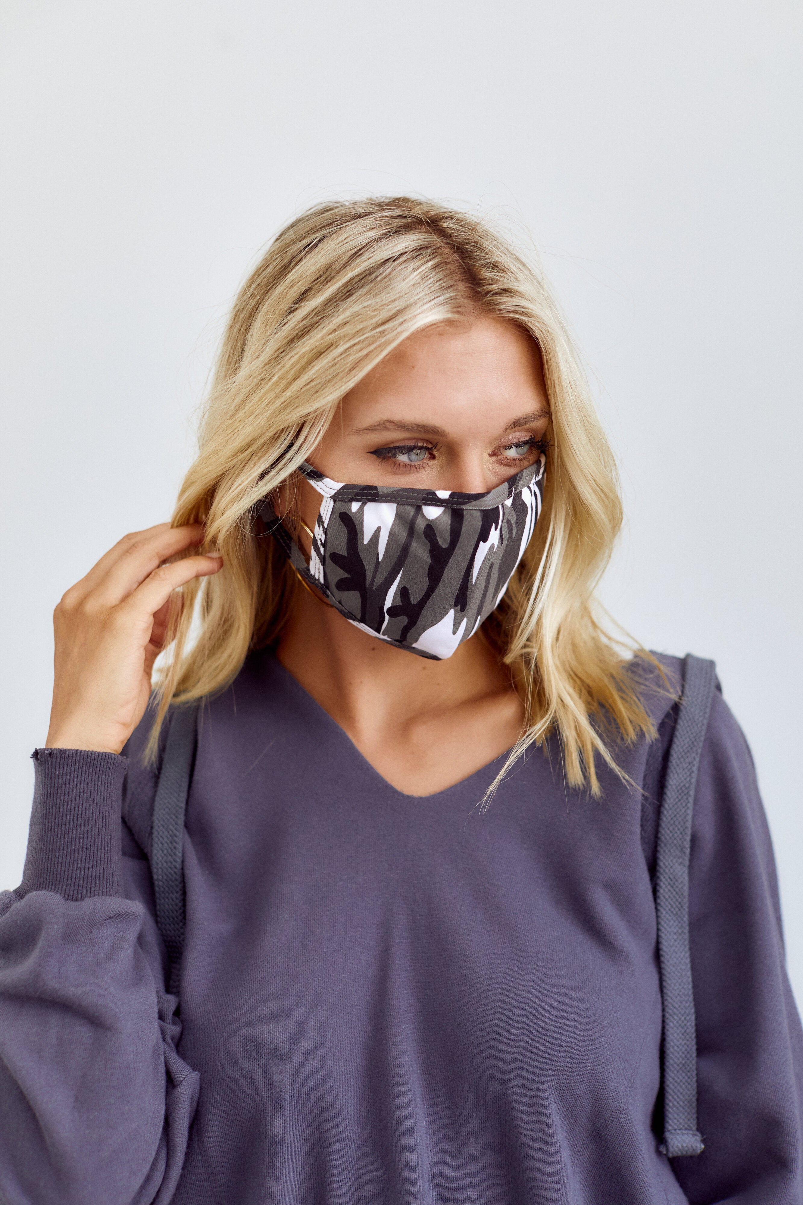 Roma Mask