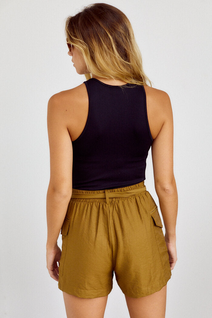 Bralina Tie Waist Exposed Pocket Short