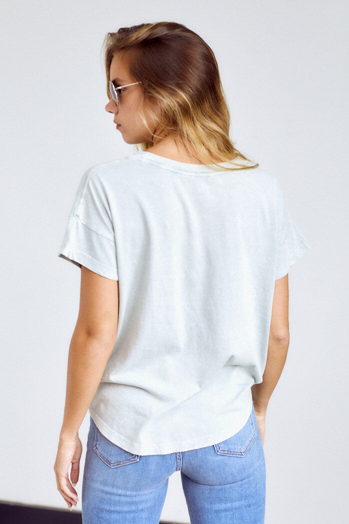 "Get 'Em" Graphic Tee