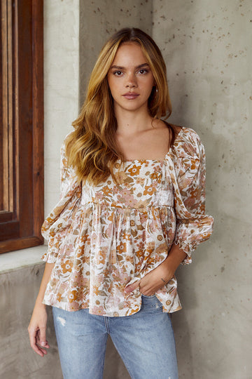Lemming Floral Puff Sleeve Blouse
