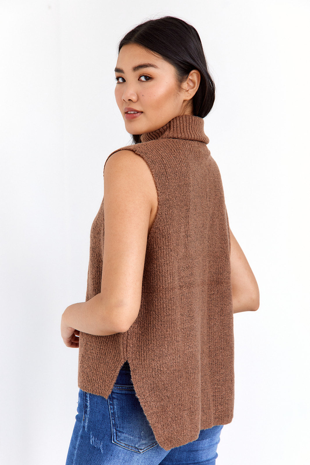 Avianna Sleeveless Sweater