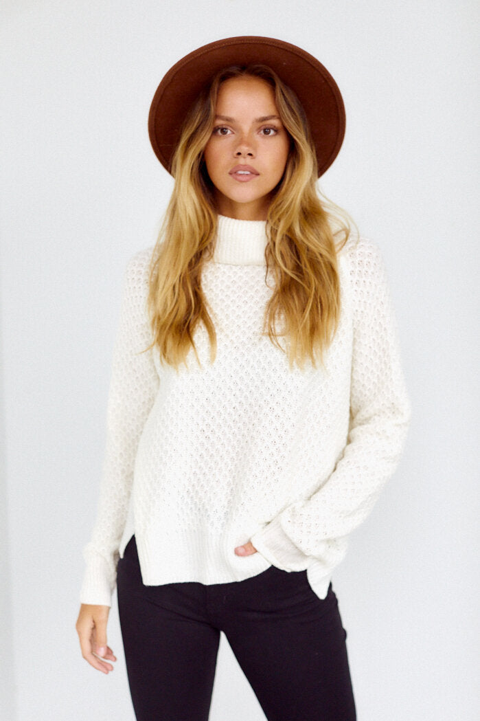 Walla Turtleneck Sweater