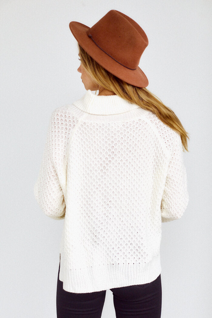 Walla Turtleneck Sweater
