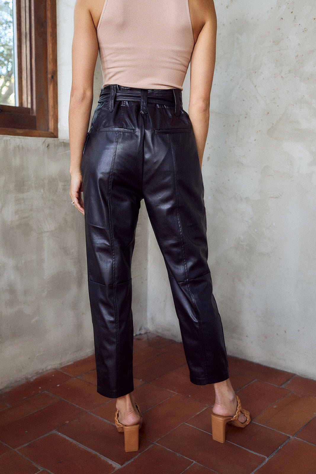 Marelly Faux Leather Cropped Pants