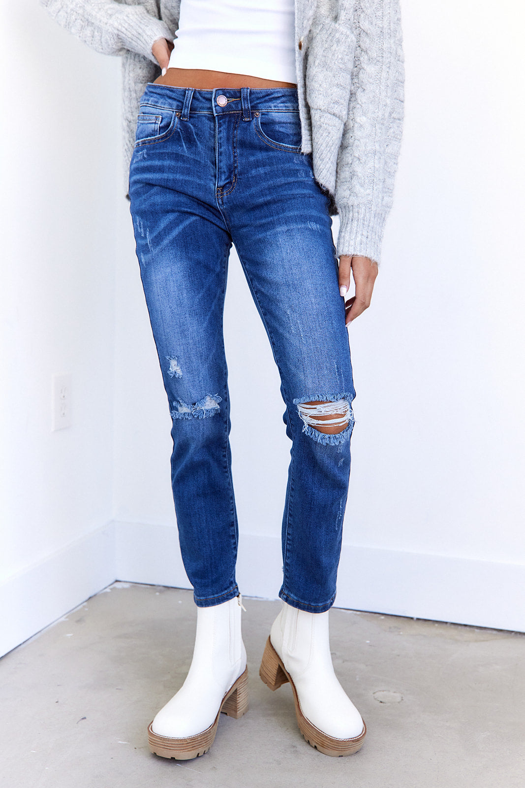 SALE - Loren Distressed Skinny Jean