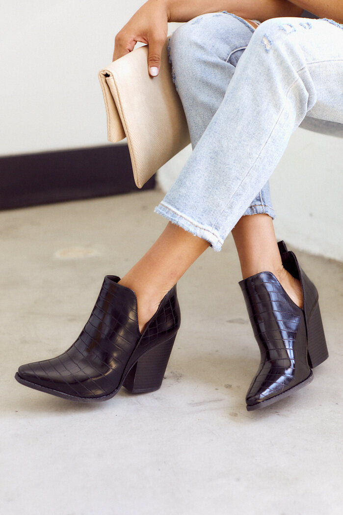 Tara Bootie