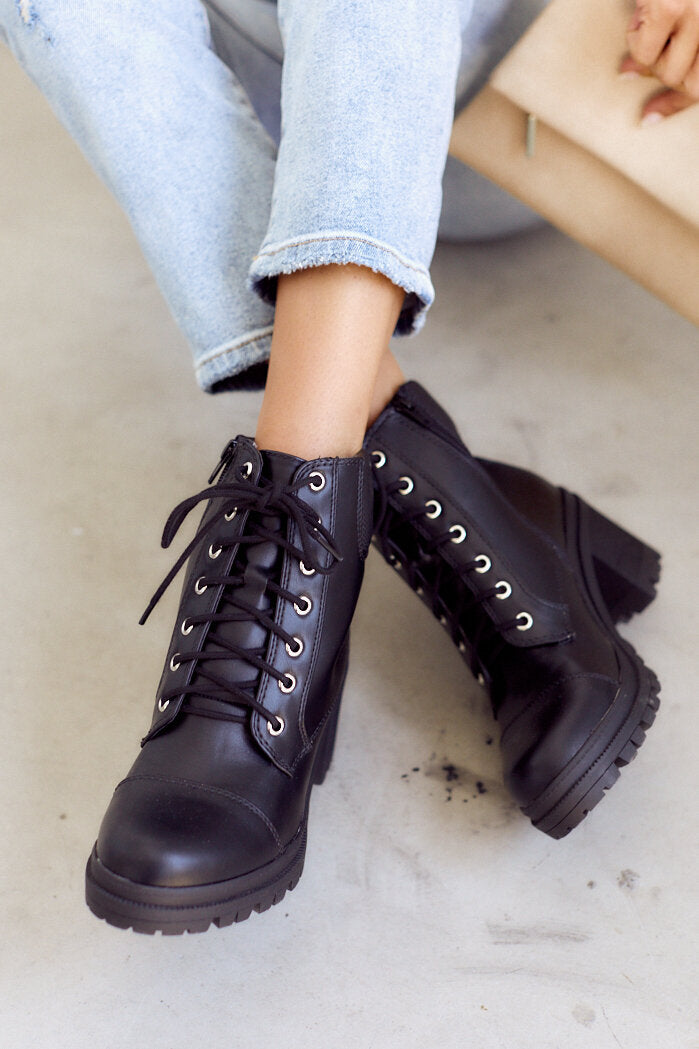 Rise Combat Boots