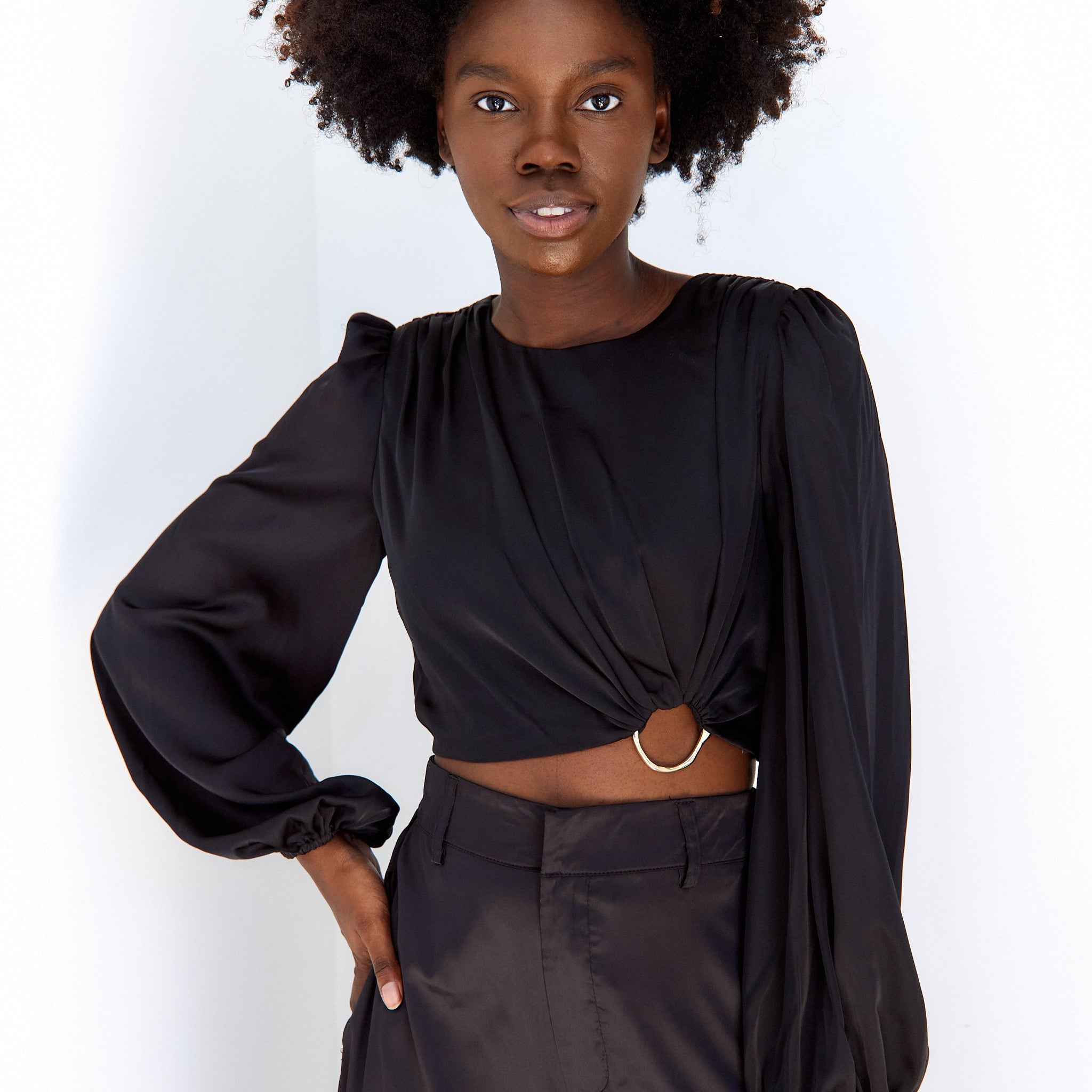 SALE - Beck Cropped Ring Detail Top