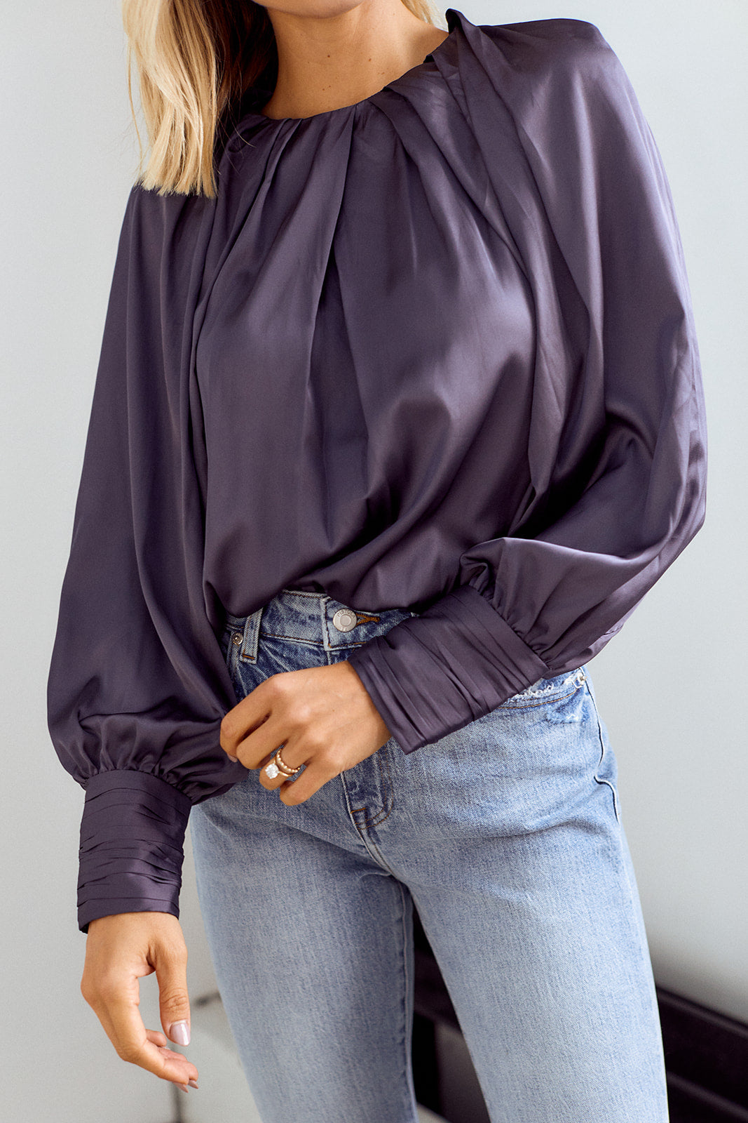 Bevi Long Sleeve Satin Bodysuit
