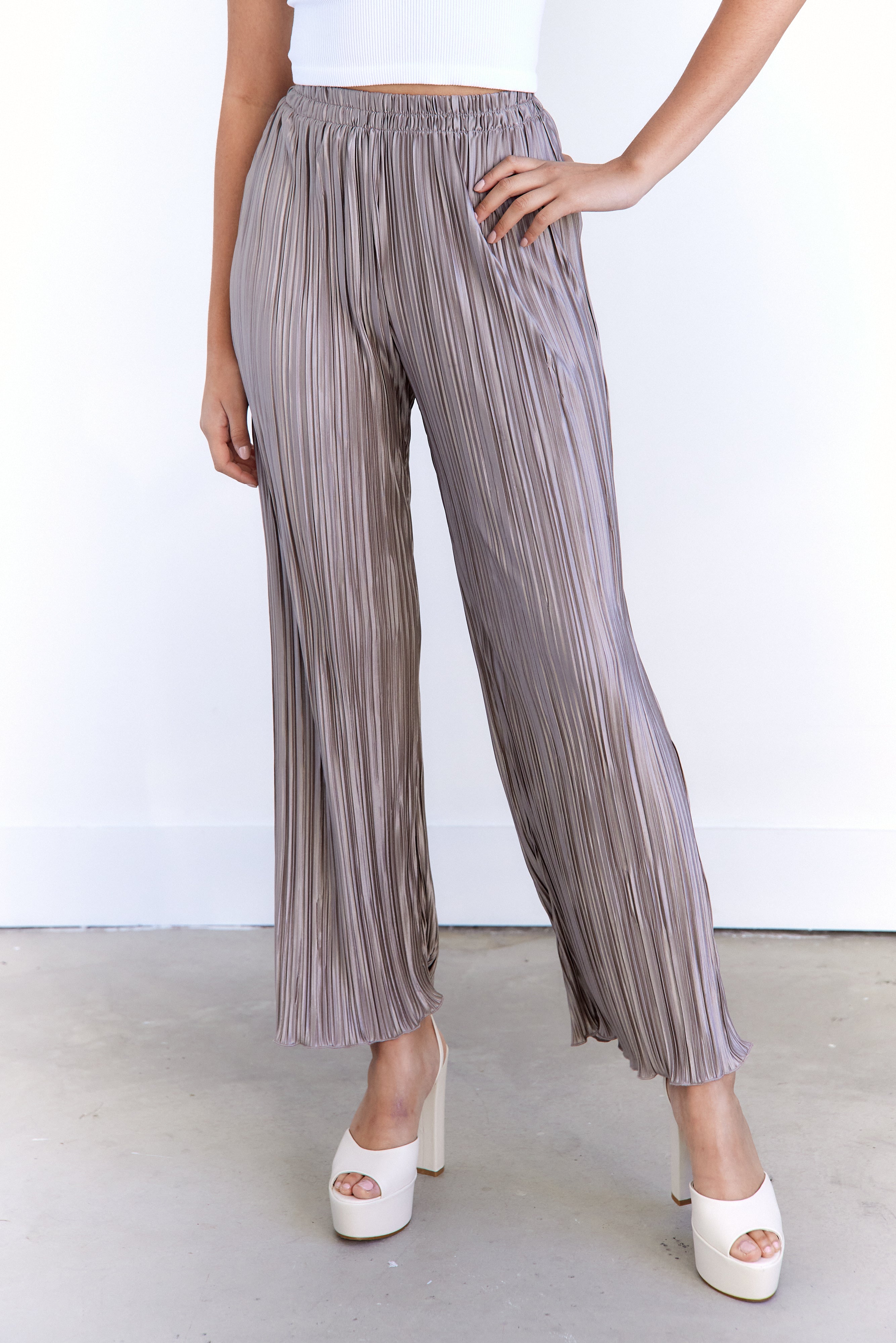 SALE - Cecilia Pleated Pants