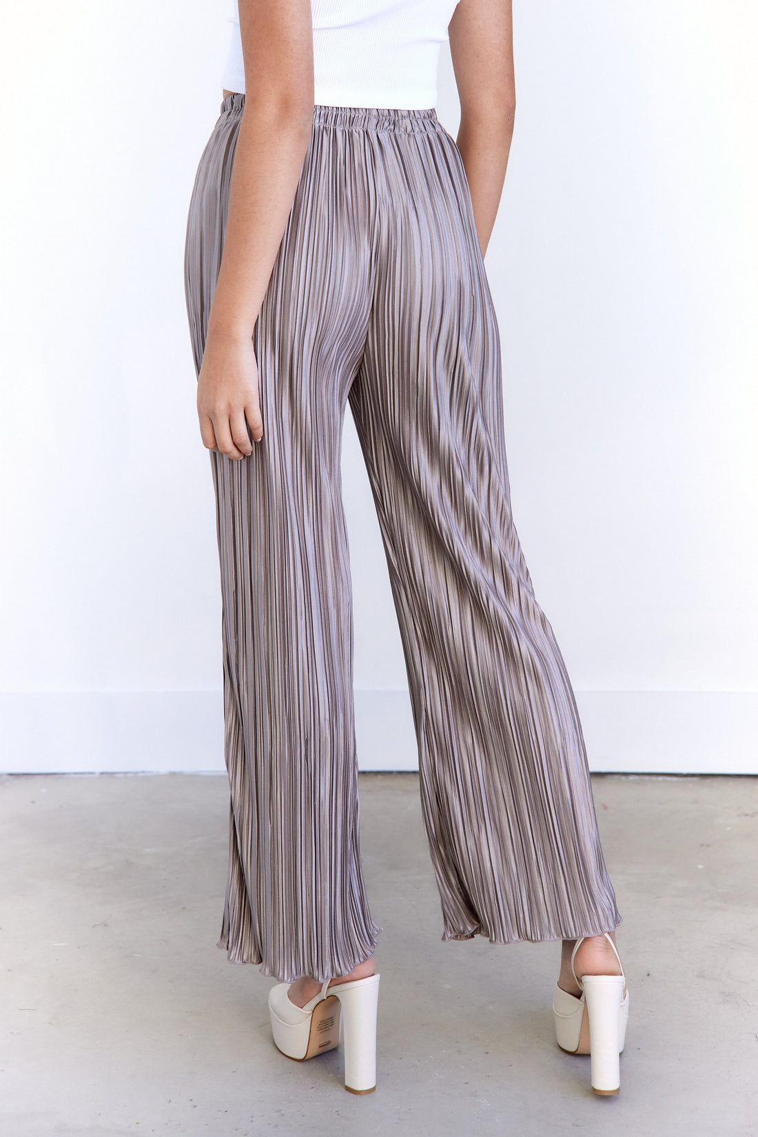 SALE - Cecilia Pleated Pants