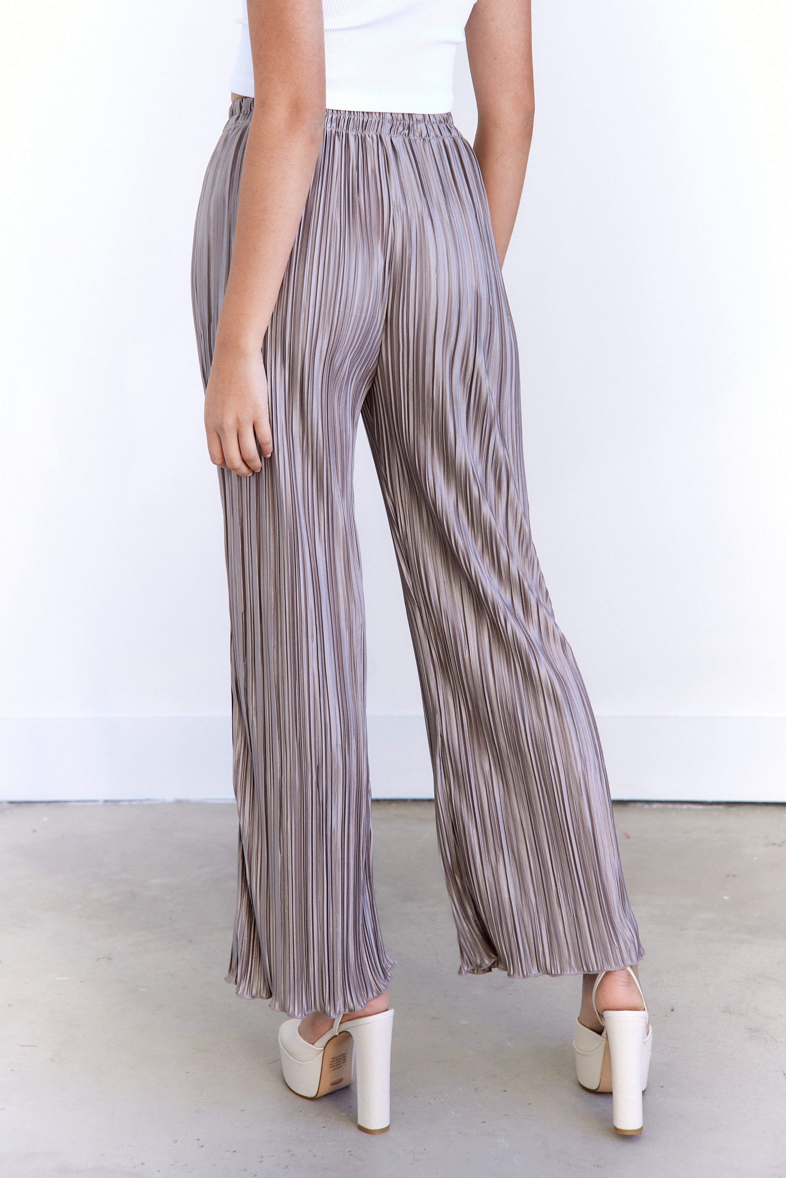 SALE - Cecilia Pleated Pants
