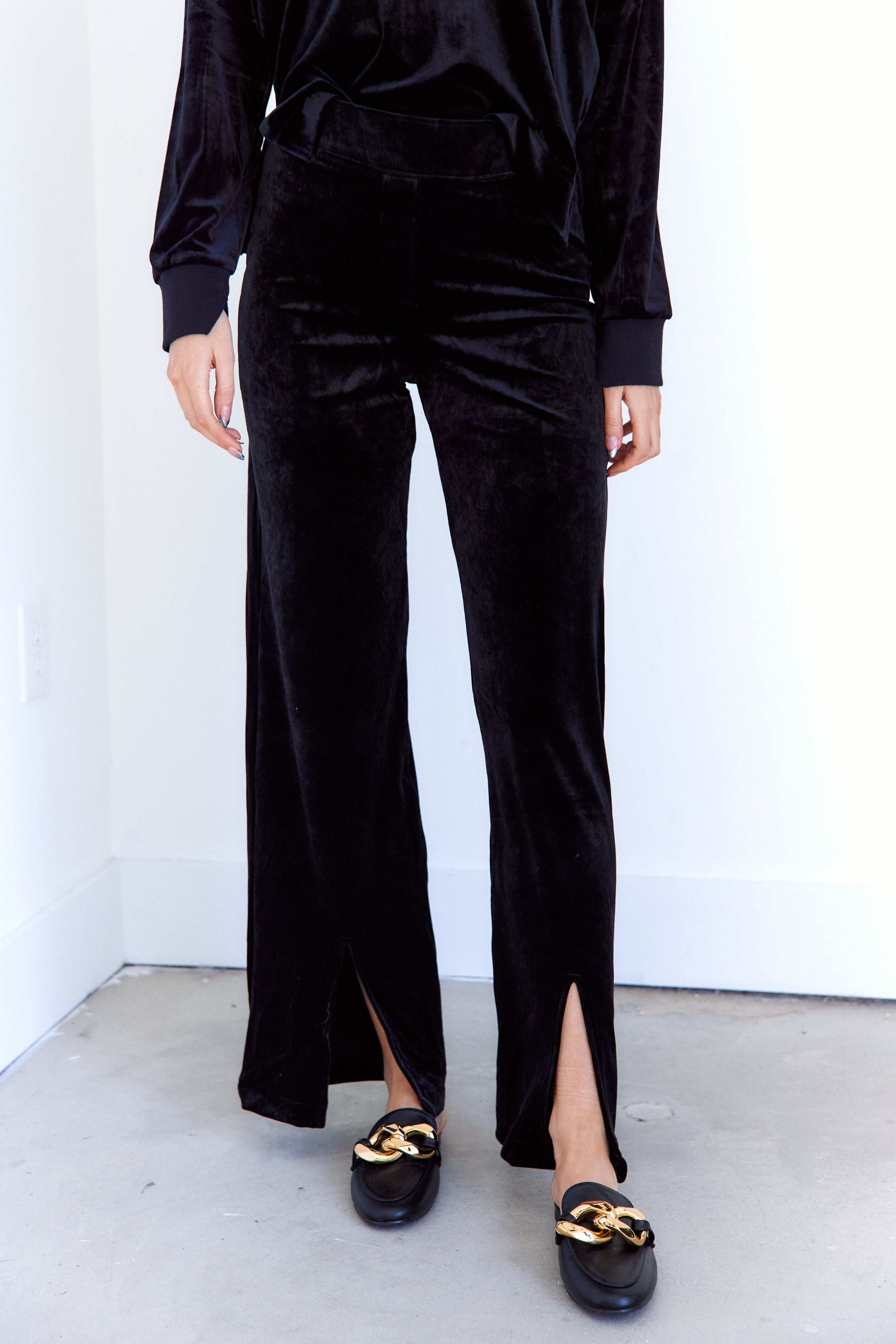 SALE - SPANX Velvet Wide Leg Pant
