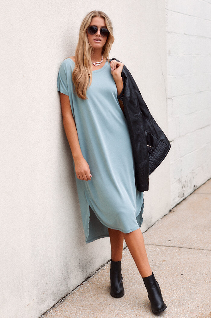 Quinn T-Shirt Midi Dress