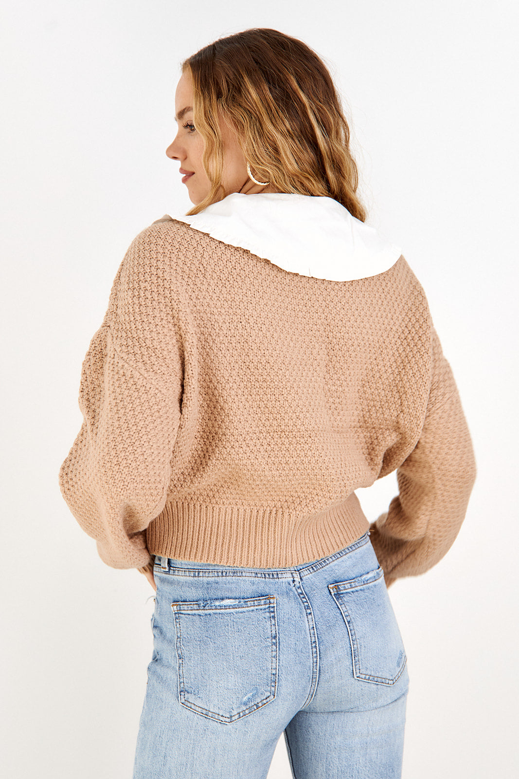 Bardi Pilgrim Collar Sweater