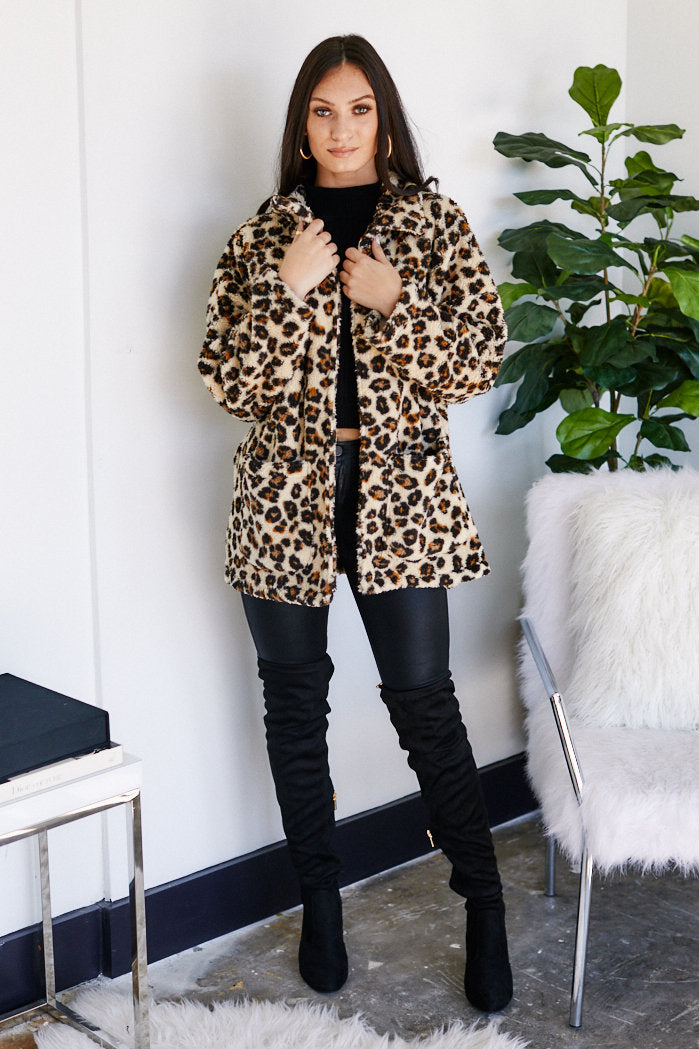 Z SUPPLY LEOPARD SHERPA TB COAT