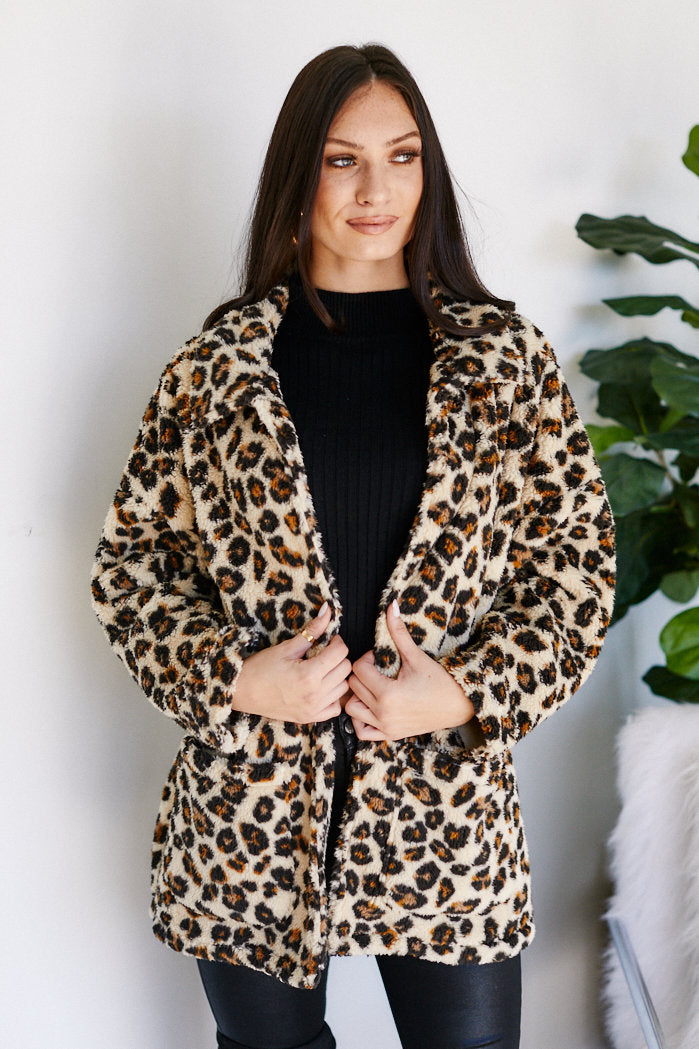 Z SUPPLY LEOPARD SHERPA TB COAT