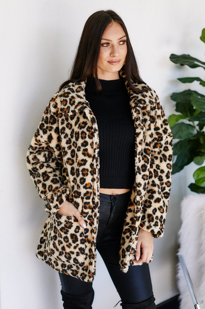 Z SUPPLY LEOPARD SHERPA TB COAT