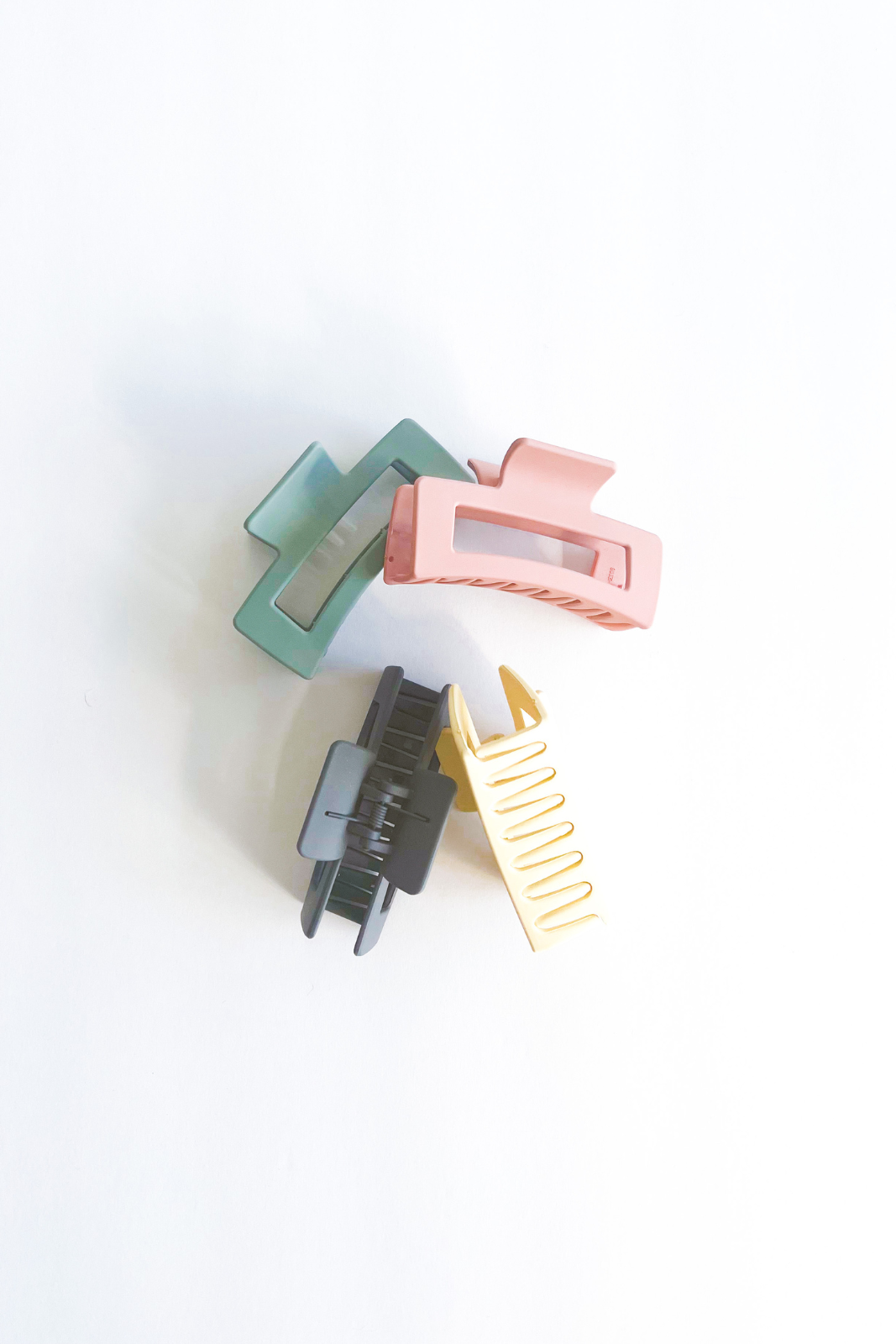Willow Pastel Hair Claw Clip