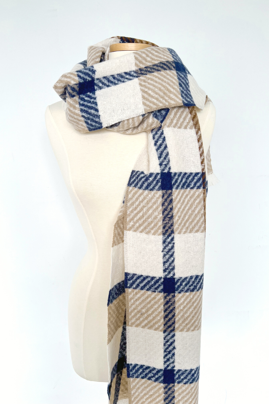 Langsten Plaid Scarf