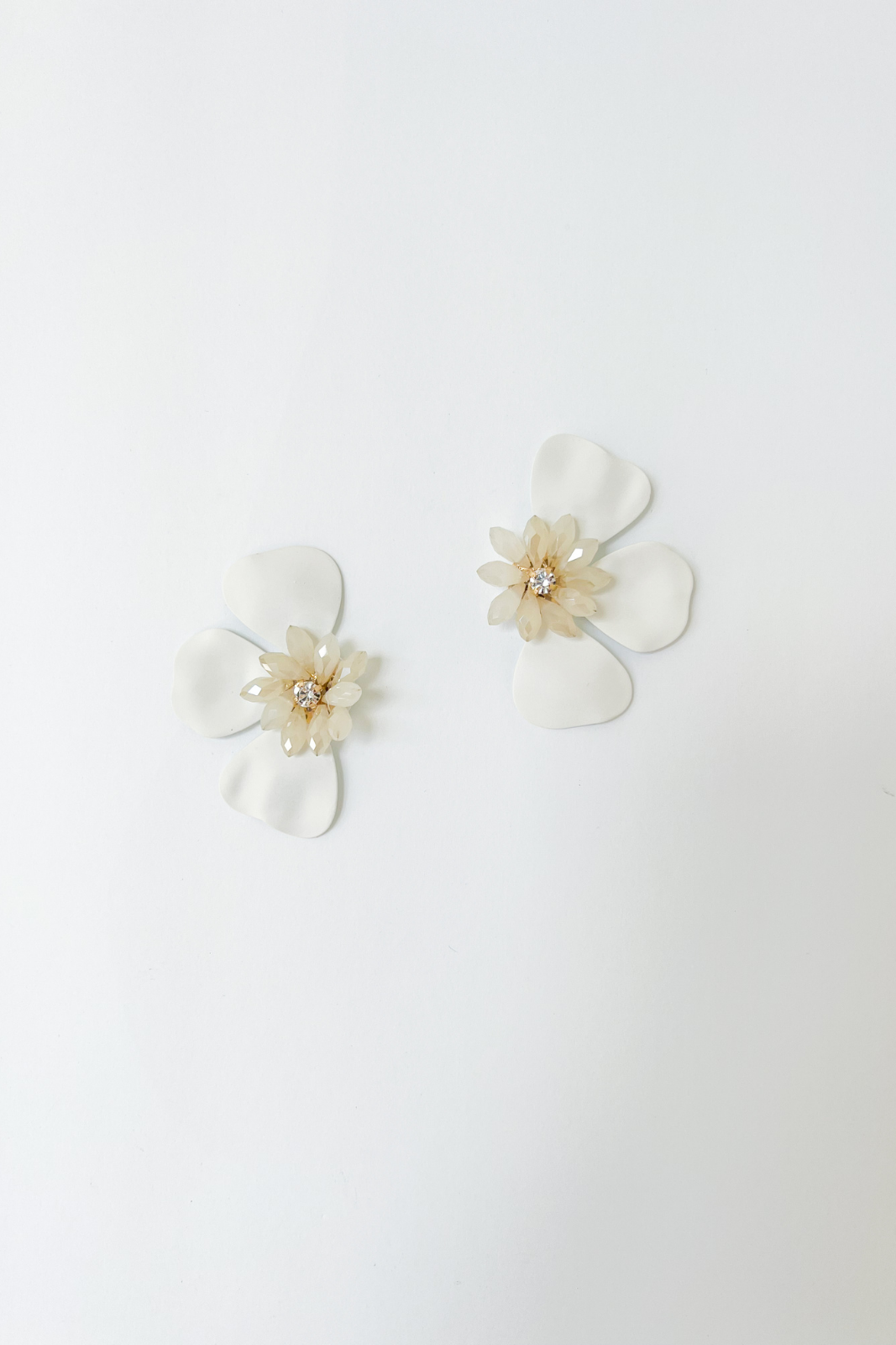 Lessie Flower Earrings