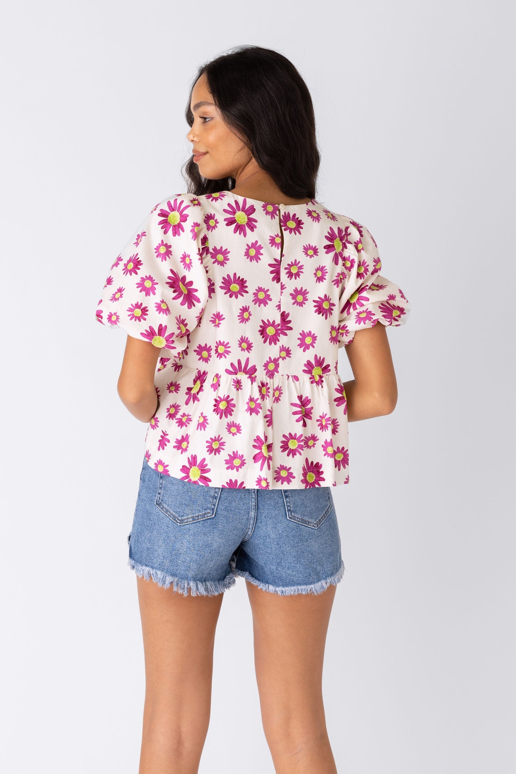 Kayley Daisy Puff Sleeve Top