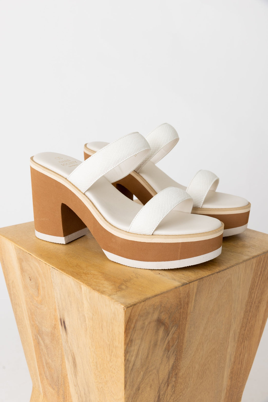 Daphne Chunky Platform Sandals