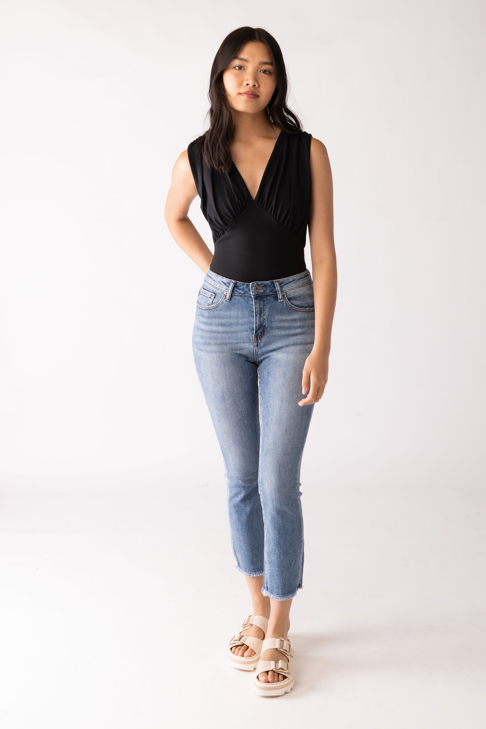 Morlie Mid Rise Straight Cropped Jeans
