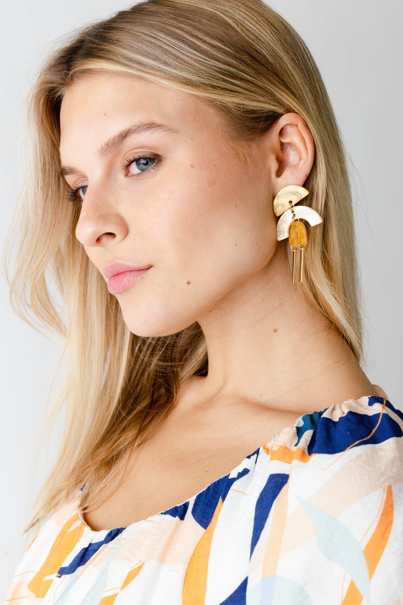 Helen Arched Dangle Earrings