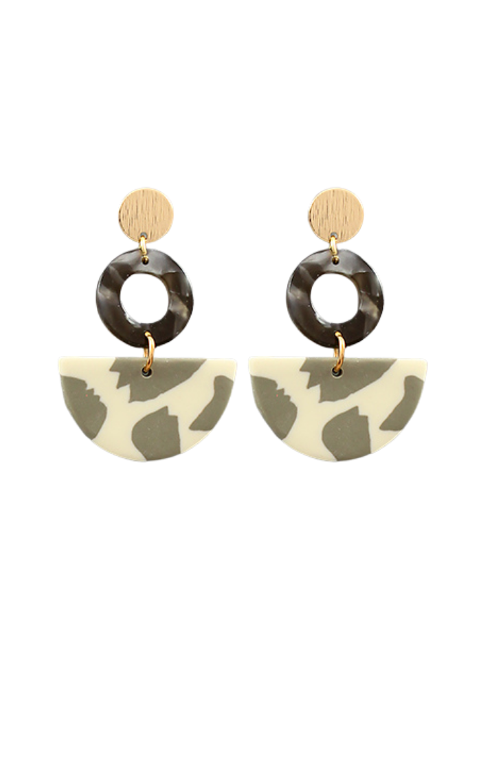Romyn Resin Earrings